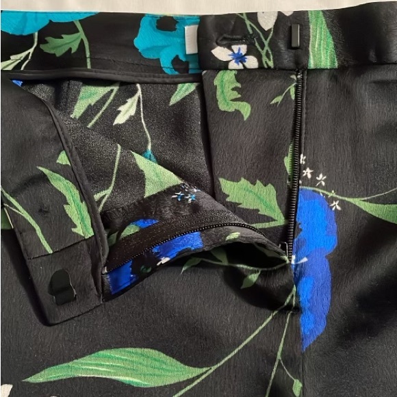 Calvin Klein pants, size 6 - Picture 11 of 13